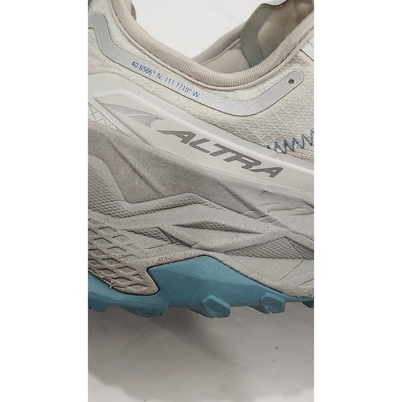ALTRA Olympus 5 Running Hiking Shoe, White/Blue, Womens 8.5 - Picture 10 of 12